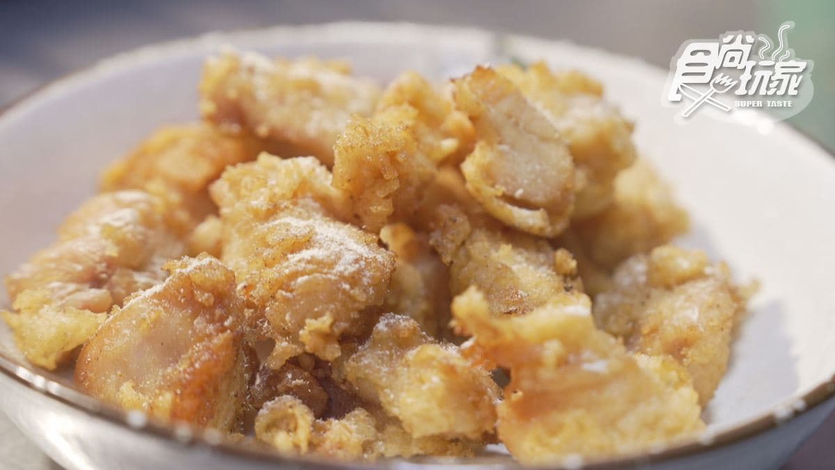 「豆乳雞塊」受到許多在地人的喜愛。