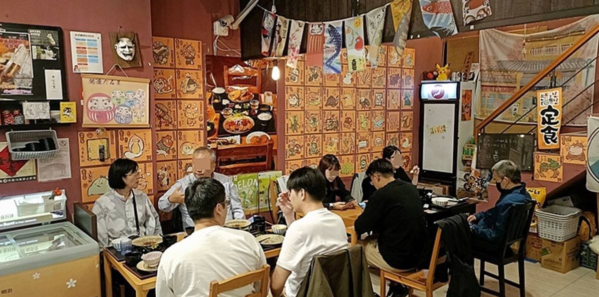 最低279元起!高CP值「平價日料」無限續飯、味噌湯、甜點,爽嗑超浮誇厚切豬排 最低279元起!高CP值「平價日料」無限續飯、味噌湯、甜點,爽嗑超浮誇厚切豬排