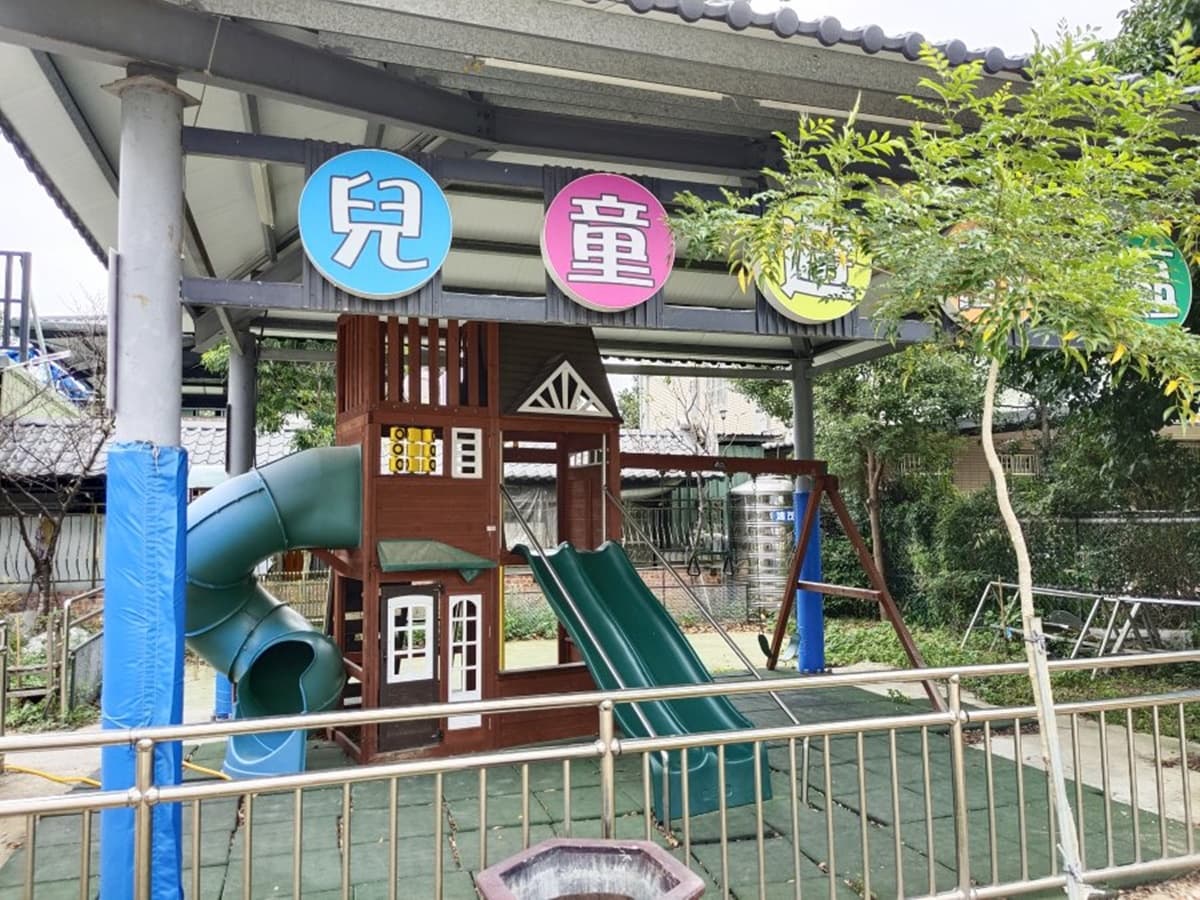 最低70元開吃！「高CP值牛肉麵」免費加湯、加麵吃到飽，冰淇淋、咖啡無限續