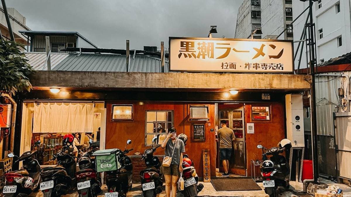 店面高度還原日本當地拉麵店的風格。（圖片來源：土土旅食記趣）