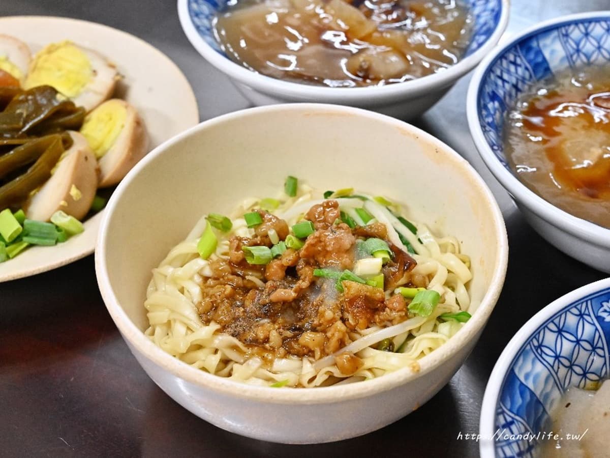 「烏日美食」TOP15 :巨無霸雞排、養生伴手禮+烏日景點推薦 「烏日美食」TOP15 :巨無霸雞排、養生伴手禮+烏日景點推薦