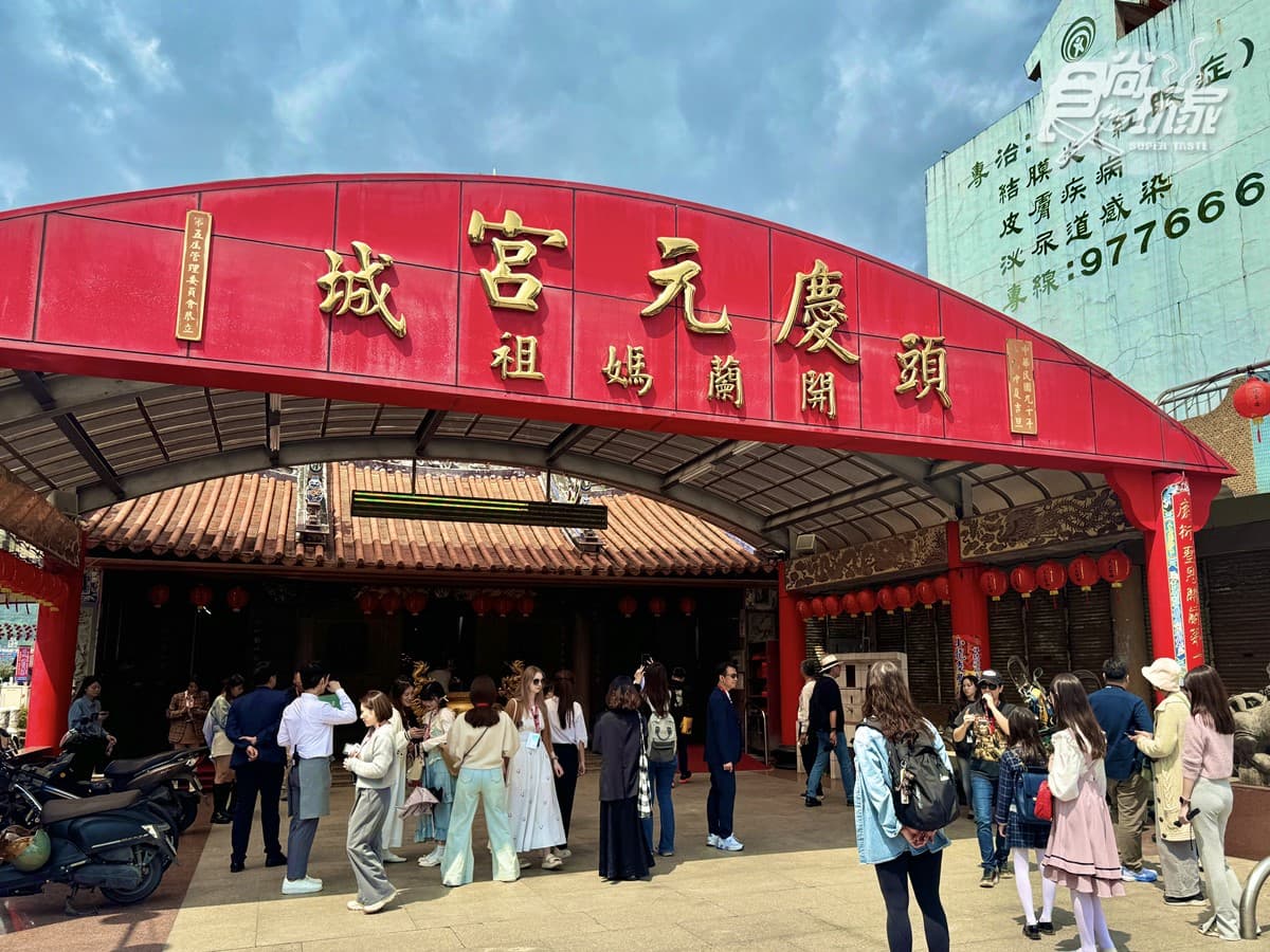 台灣首輛甜點觀光列車!「海風號」夏季路線開跑,享無敵海景、米其林級美食 台灣首輛甜點觀光列車!「海風號」夏季路線開跑,享無敵海景、米其林級美食