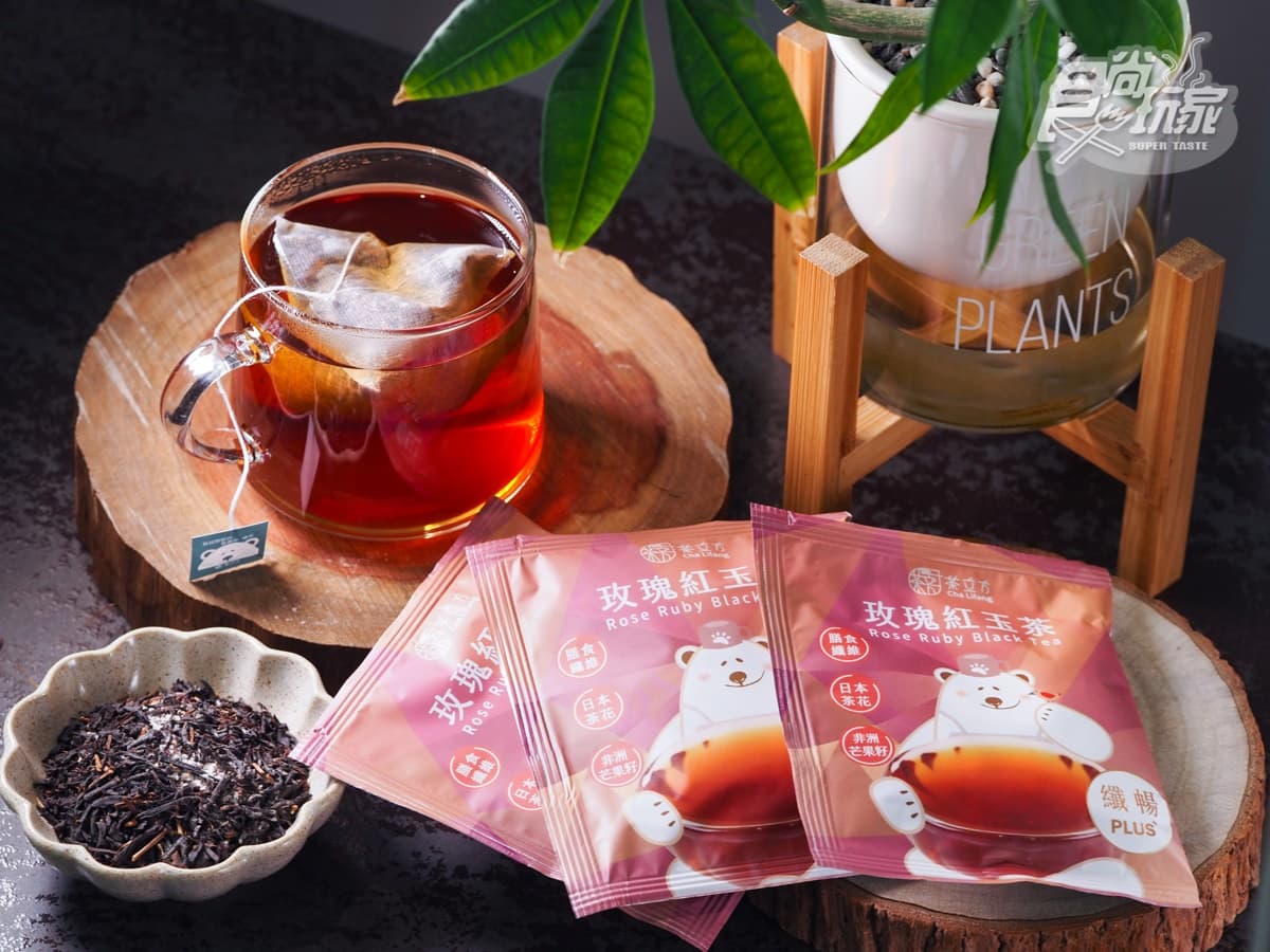 摘食品界米其林!台灣茶葉專家「茶立方」開團:黑豆玉米鬚茶、纖暢油切綠茶(中獎公布) 摘食品界米其林!台灣茶葉專家「茶立方」開團:黑豆玉米鬚茶、纖暢油切綠茶(中獎公布)