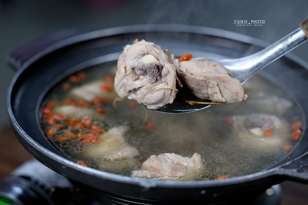 300元烤蚵吃到飽！鮮甜飽滿CP值超高，還有「烤鮮蚵攻略」海鮮控必收