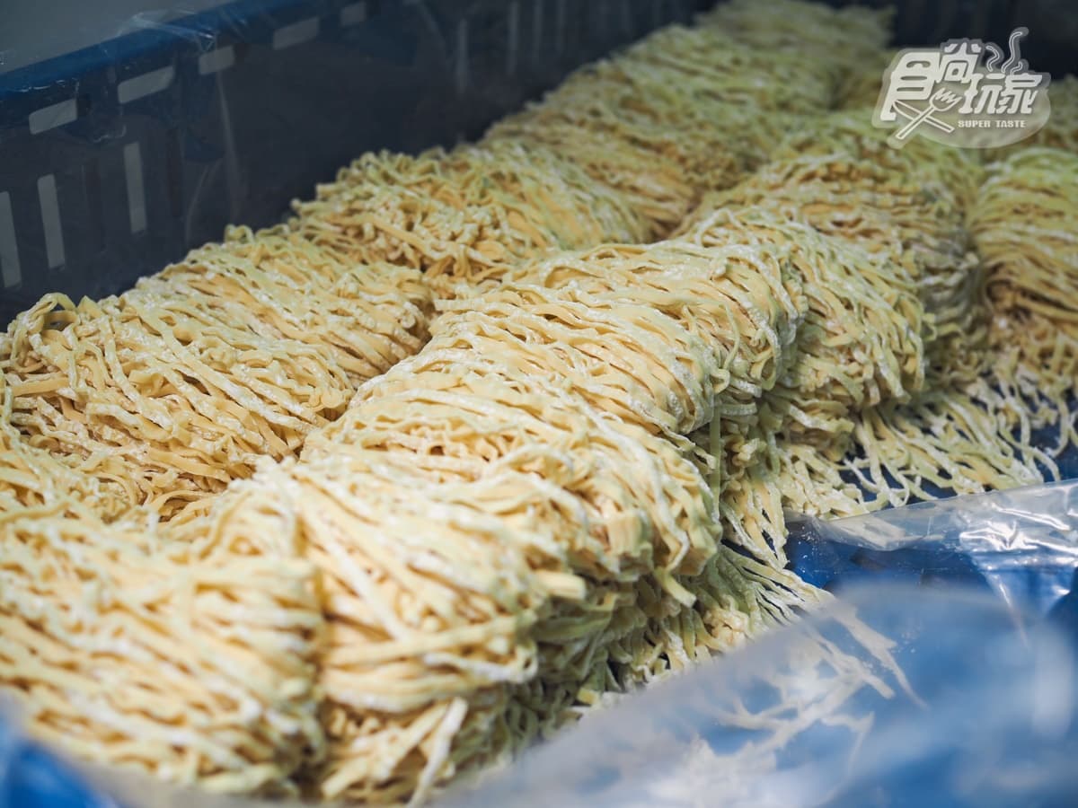 現省750元！金牌獎製麵「麵師父」開團：超大顆蝦仁腸粉、公賣局老酒花雕雞麵
