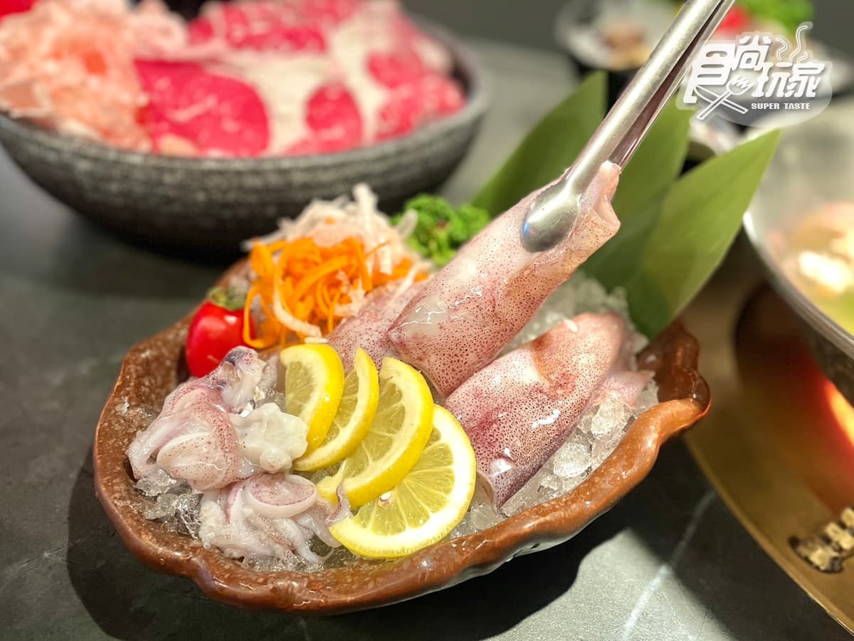 湊湊火鍋買一送一快衝！超狂「櫻花清酒鍋」爽嗑和牛海鮮，免費送Q蝦、爆漿起司