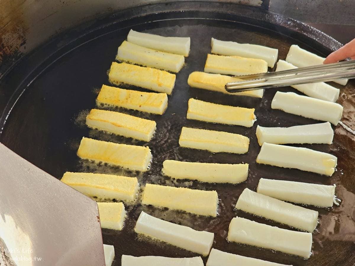 跟著媽祖吃北港!朝天宮14家老店美食推薦,伴手禮必買130年花生酥 雲林北港美食7|阿婆煎盤粿:老街必吃古早味早餐