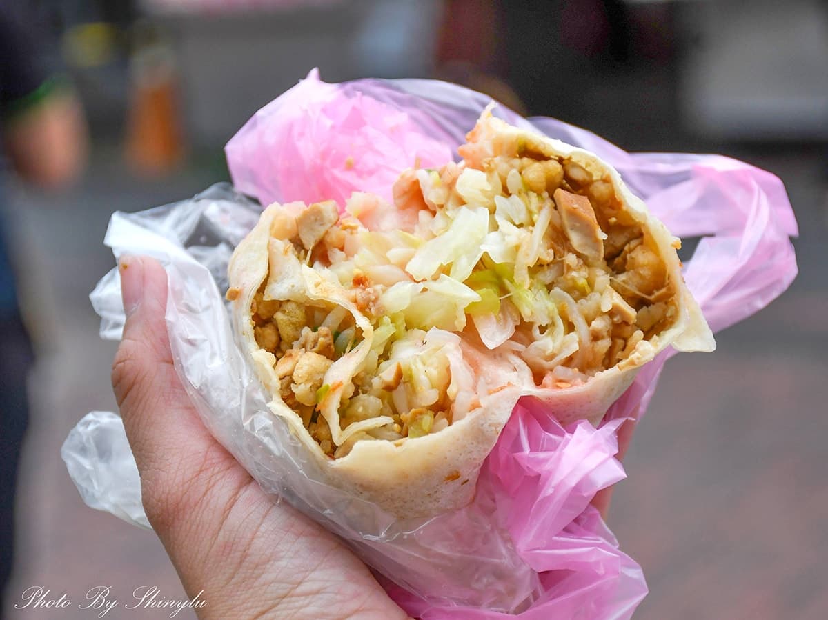 新竹城隍廟美食TOP20:萬則評價鴨肉飯、新竹限定水蒸蛋糕、梅花雞蛋糕 新竹城隍廟美食16|郭家元祖潤餅