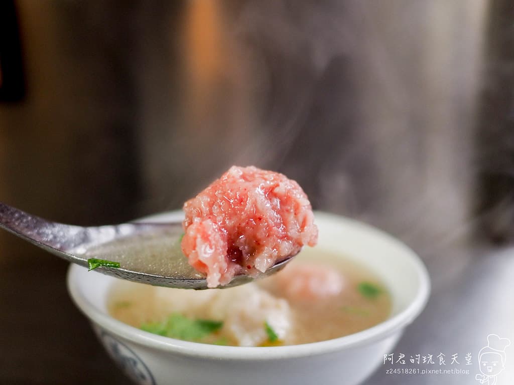 新竹城隍廟美食TOP20:萬則評價鴨肉飯、新竹限定水蒸蛋糕、梅花雞蛋糕 新竹城隍廟美食17|鄭家魚丸燕圓