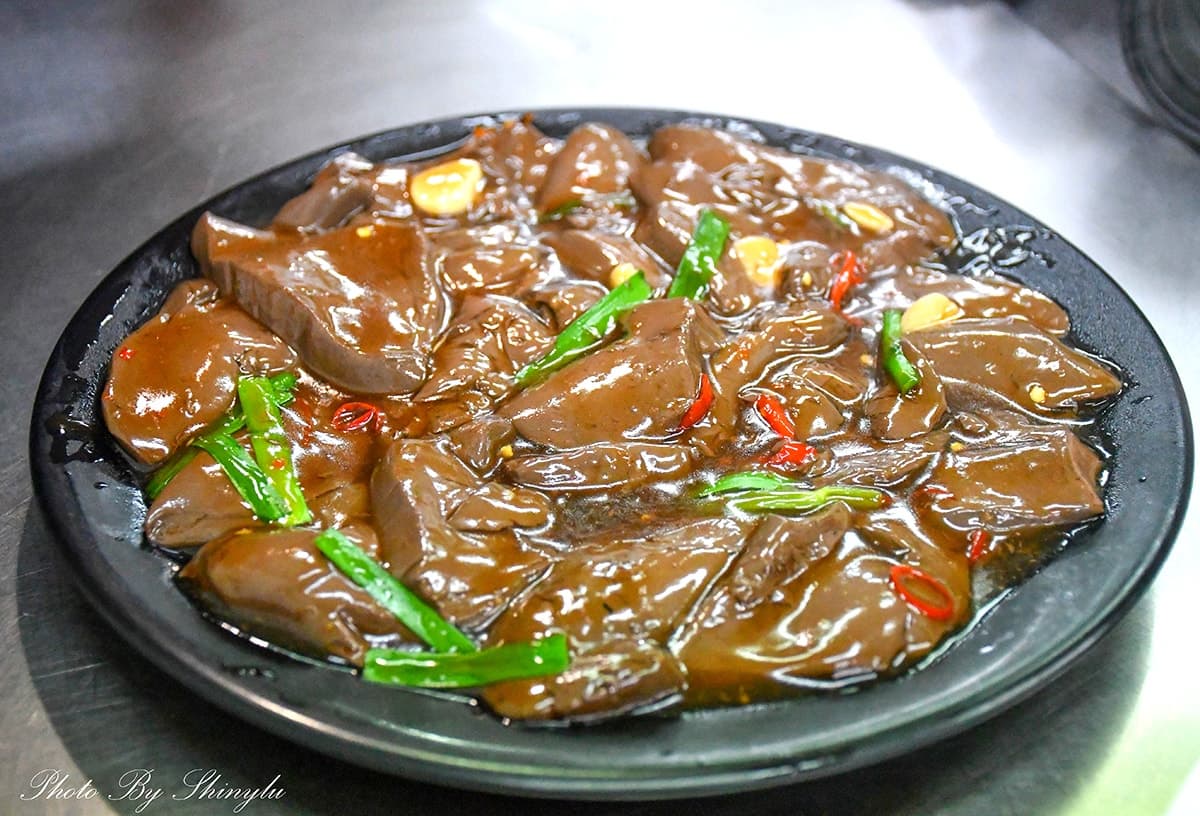 新竹城隍廟美食TOP20:萬則評價鴨肉飯、新竹限定水蒸蛋糕、梅花雞蛋糕 新竹城隍廟美食18|許二姊鴨肉飯