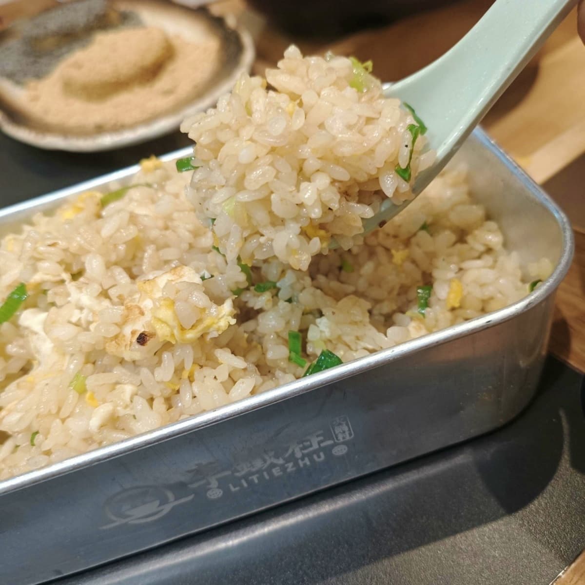 台灣也有正宗爆辣「重慶火鍋」!老饕激推靈魂必點一次看,茶湯、小菜免費續 台灣也有正宗爆辣「重慶火鍋」!老饕激推靈魂必點一次看,茶湯、小菜免費續