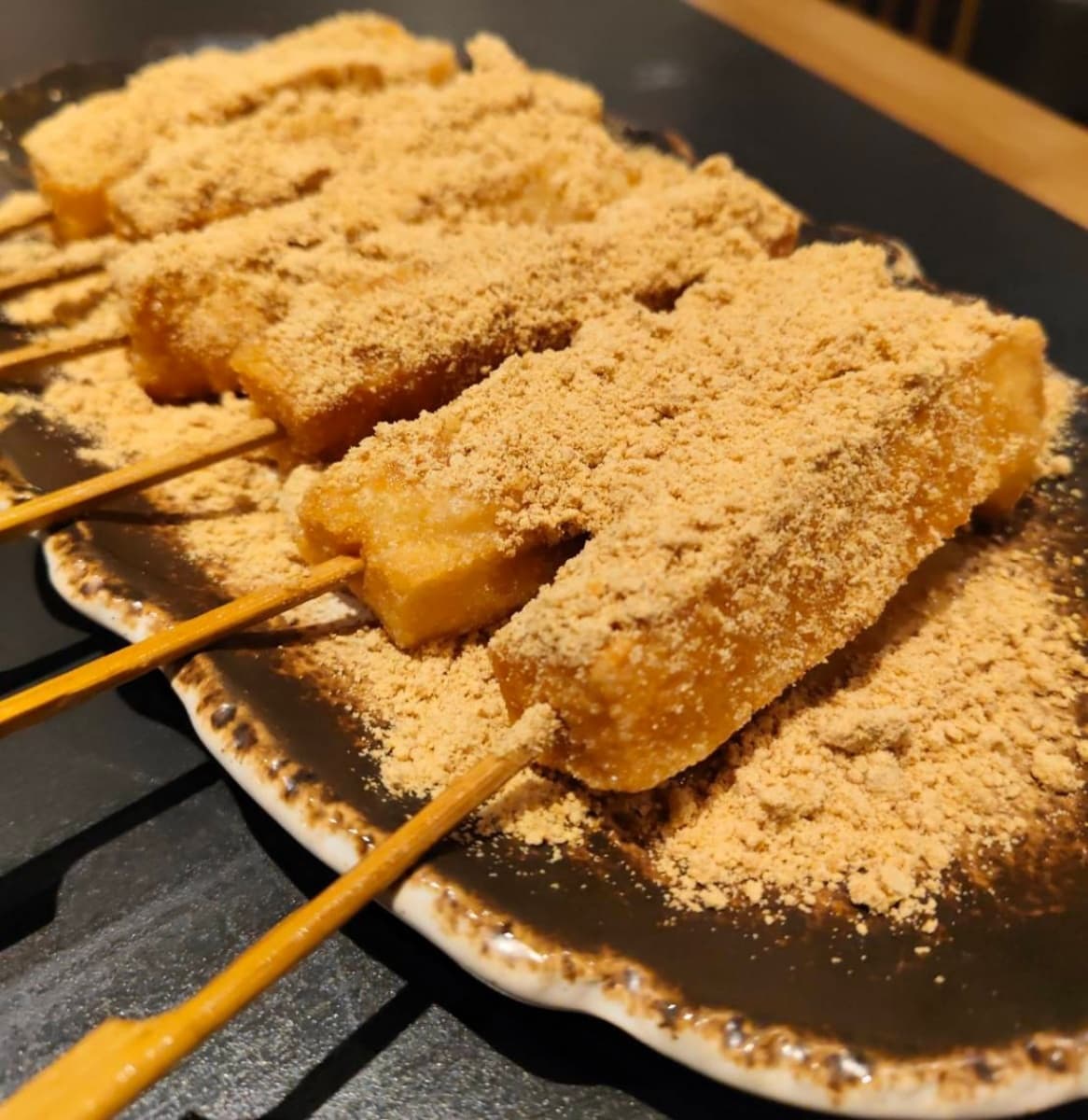 台灣也有正宗爆辣「重慶火鍋」!老饕激推靈魂必點一次看,茶湯、小菜免費續 台灣也有正宗爆辣「重慶火鍋」!老饕激推靈魂必點一次看,茶湯、小菜免費續