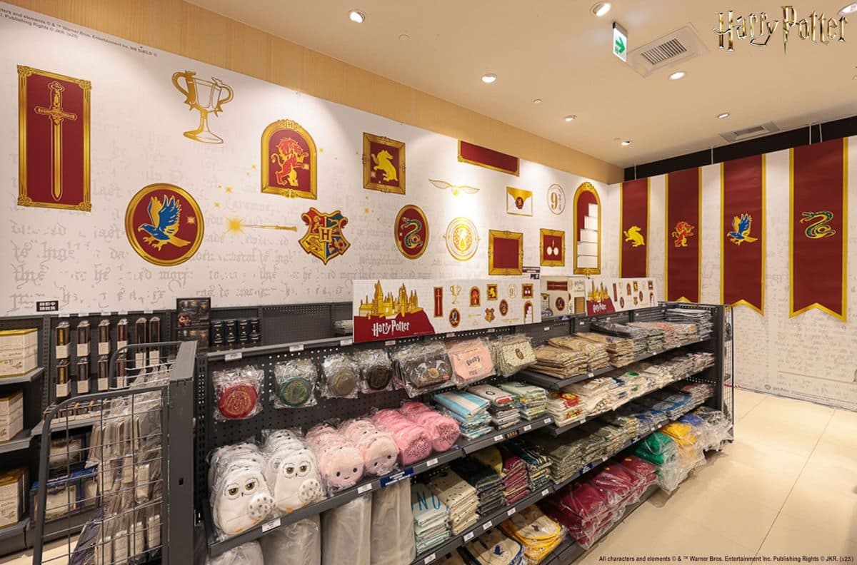 「哈利波特主題店」快閃高雄!5大主題免費打卡,必逛300款限量周邊 「哈利波特主題店」快閃高雄!5大主題免費打卡,必逛300款限量周邊