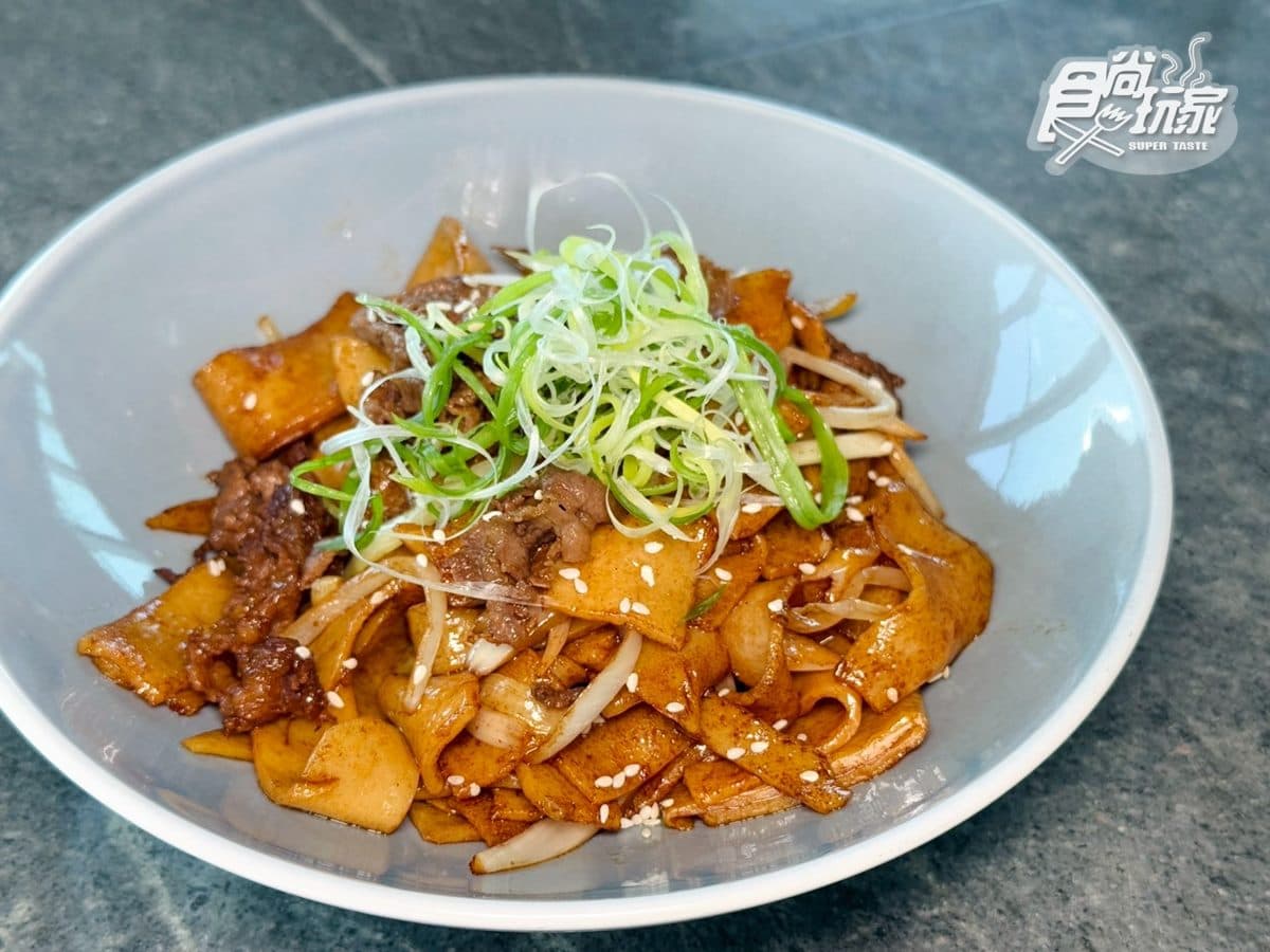 300元開吃港味套餐！高CP值49樓「無敵景觀茶餐廳」，200坪空中花園超好拍
