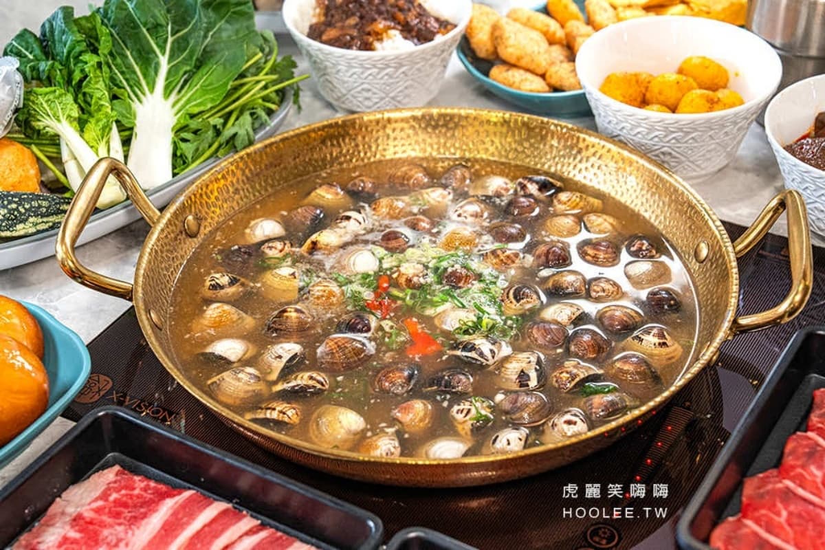 全台唯一「港式火鍋吃到飽」升級回歸!爽嗑酸菜魚、香菜皮蛋鍋,自助吧任夾 全台唯一「港式火鍋吃到飽」升級回歸!爽嗑酸菜魚、香菜皮蛋鍋,自助吧任夾