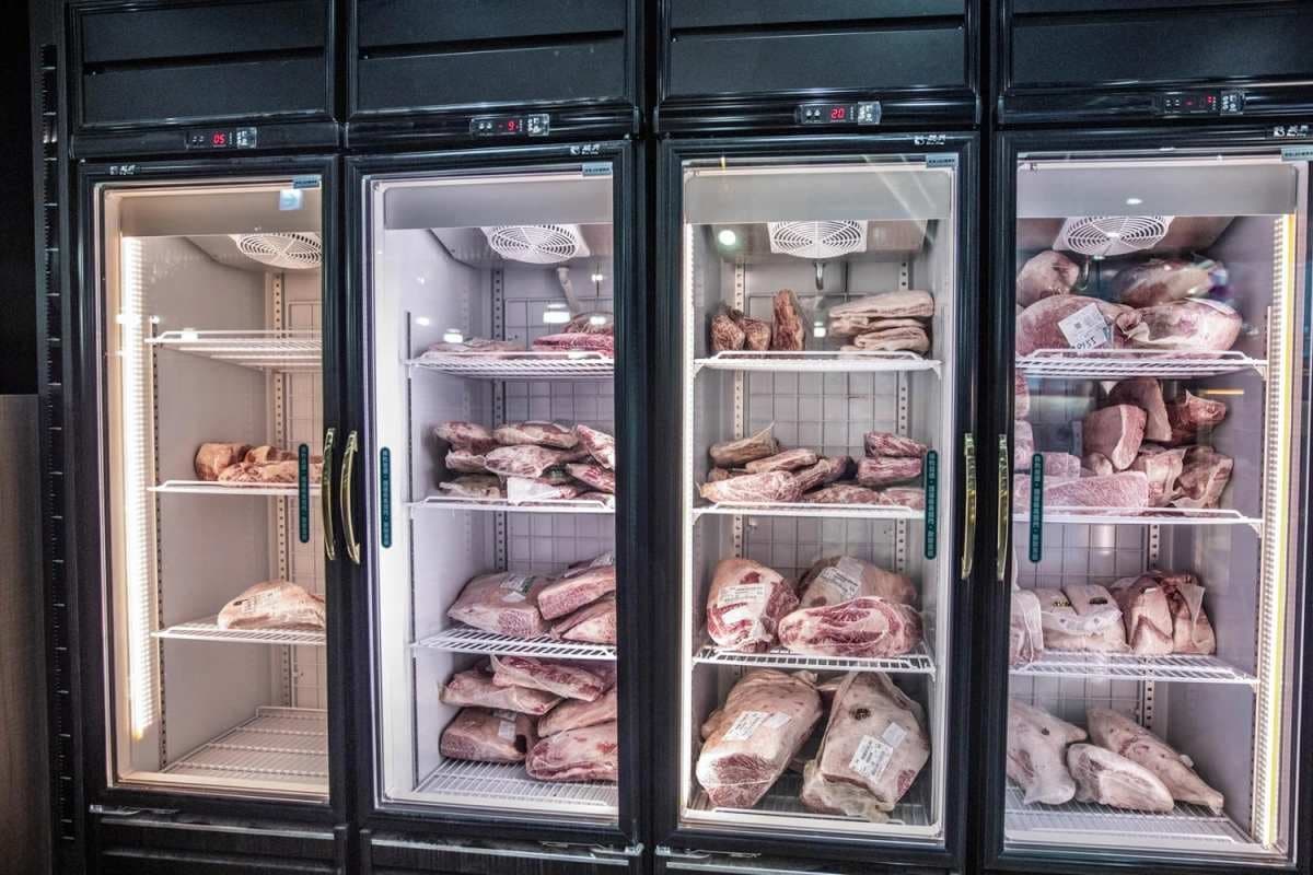 加99元和牛吃到飽!地表最強「燒肉吃到飽」手搖搬進店,手臂蝦、生蠔無限吃 加99元和牛吃到飽!地表最強「燒肉吃到飽」手搖搬進店,手臂蝦、生蠔無限吃