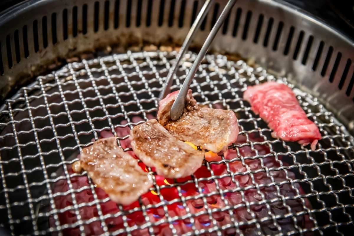 常態菜單就能點到日本A5橫隔膜。（圖片來源：大手牽小手。玩樂趣）
