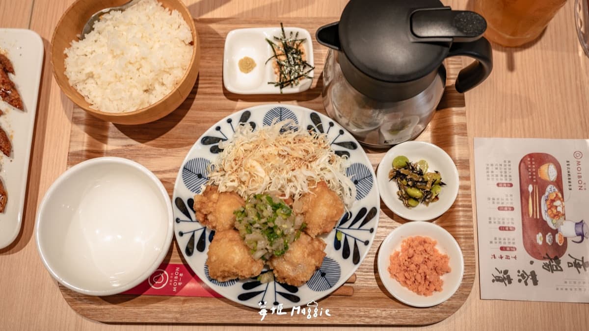 「日式蔥鹽唐揚茶漬」搭配唐揚雞，層次豐富又開胃。（圖片來源：莓姬貝利・食事旅行）