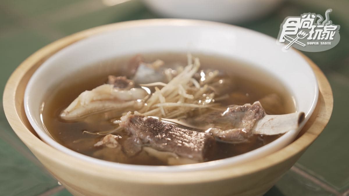 「當歸羊排骨湯」也受到不少客人的青睞。