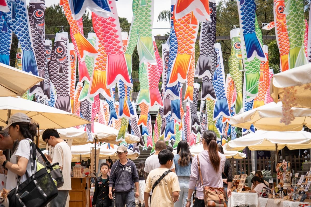 連假開逛全台最美神社！體驗日本端午活動祈福，還有彩色鯉魚旗海、假日市集