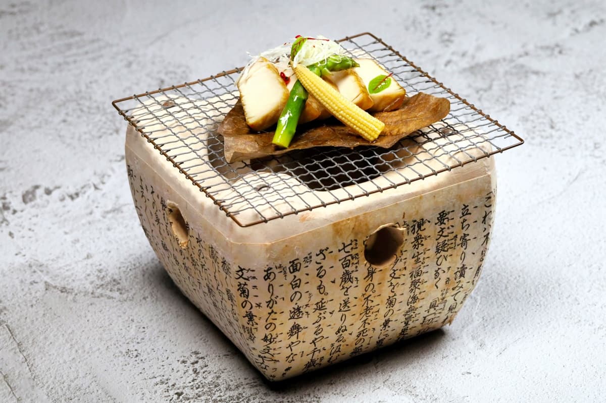 黑鮪魚赤身80元！高雄２大飯店「限時黑鮪魚料理」，生蠔３吃海味滿滿