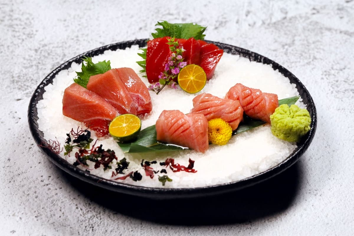 黑鮪魚赤身80元！高雄２大飯店「限時黑鮪魚料理」，生蠔３吃海味滿滿