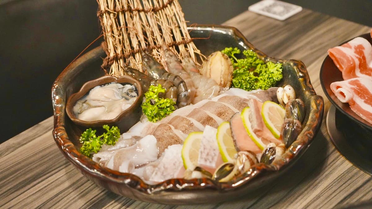 「泰迪熊火鍋吃到飽」只要268元！30款鍋物＋甜點飲料無限續，必嗑泰奶雪花冰