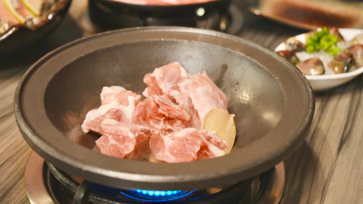 「泰迪熊火鍋吃到飽」只要268元！30款鍋物＋甜點飲料無限續，必嗑泰奶雪花冰