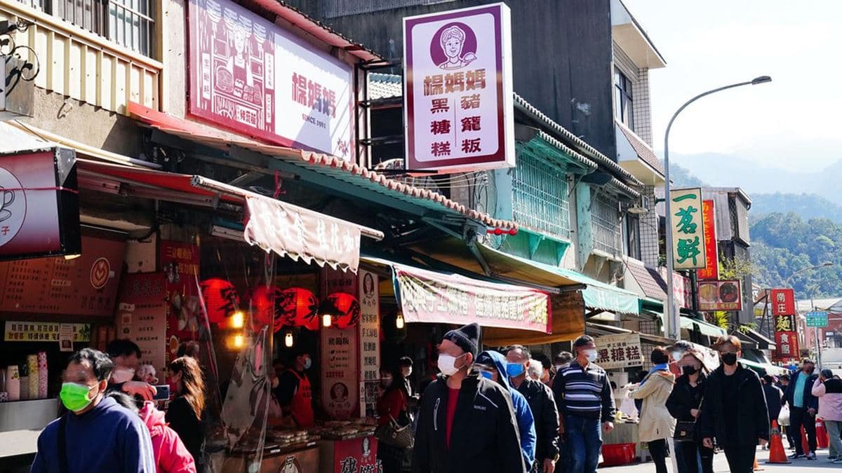 店家位於苗栗南庄老街。（圖片來源：海綿飽飽的鳳梨城堡）