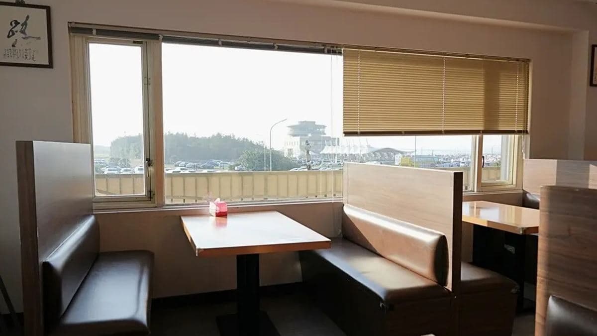 內用座位多，一群人來不怕坐不下。（圖片來源：麥的小窩)