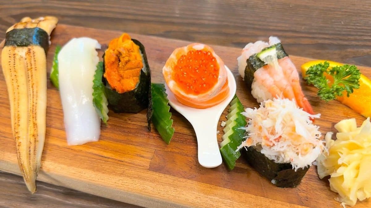 每貫壽司都鋪上滿滿的料。（圖片來源：鈺刺身丼）