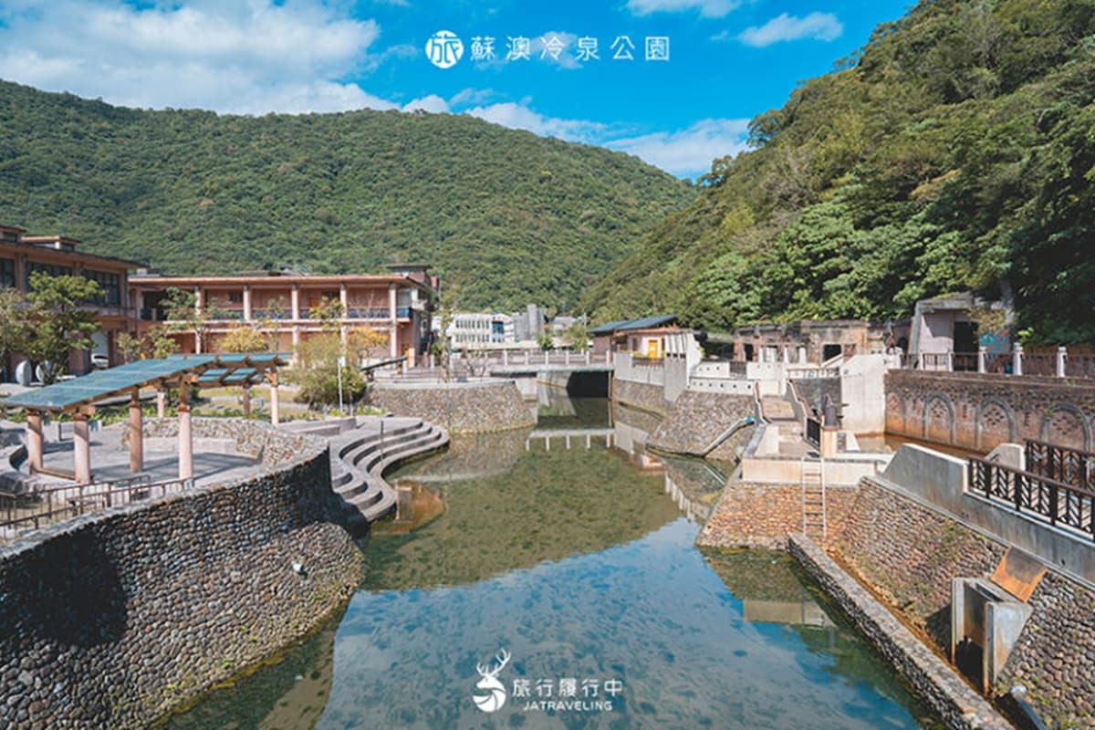 宜蘭玩水最新推薦！免費湧泉秘境、３層樓滑水道、超新玩水民宿