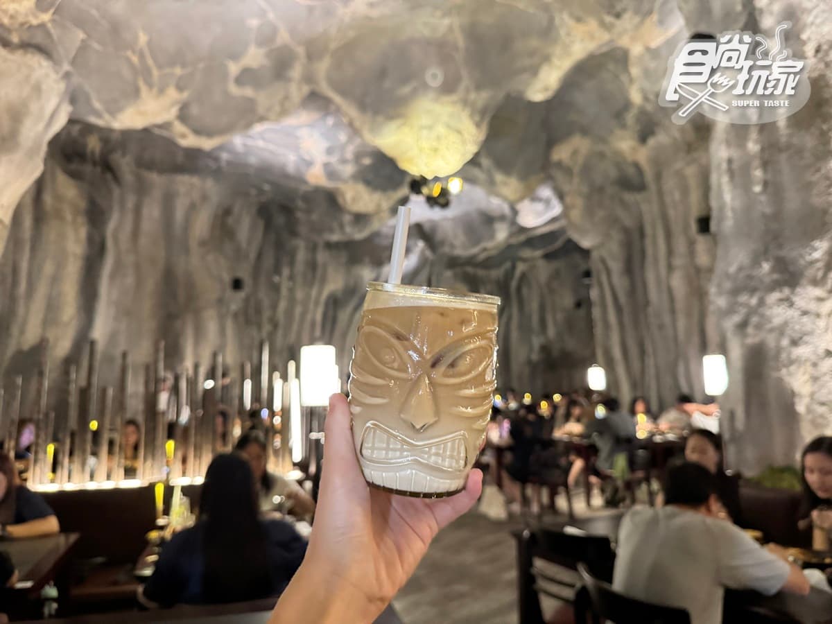 亞洲第１間「洞穴餐廳」來了！打卡神祕洞窟＋鐘乳石，必嗑比臉大豬排、炸花椰