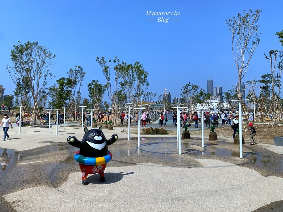高雄玩水這10個地方超涼快！免費踩水公園、無邊際海景、滑水道五星飯店