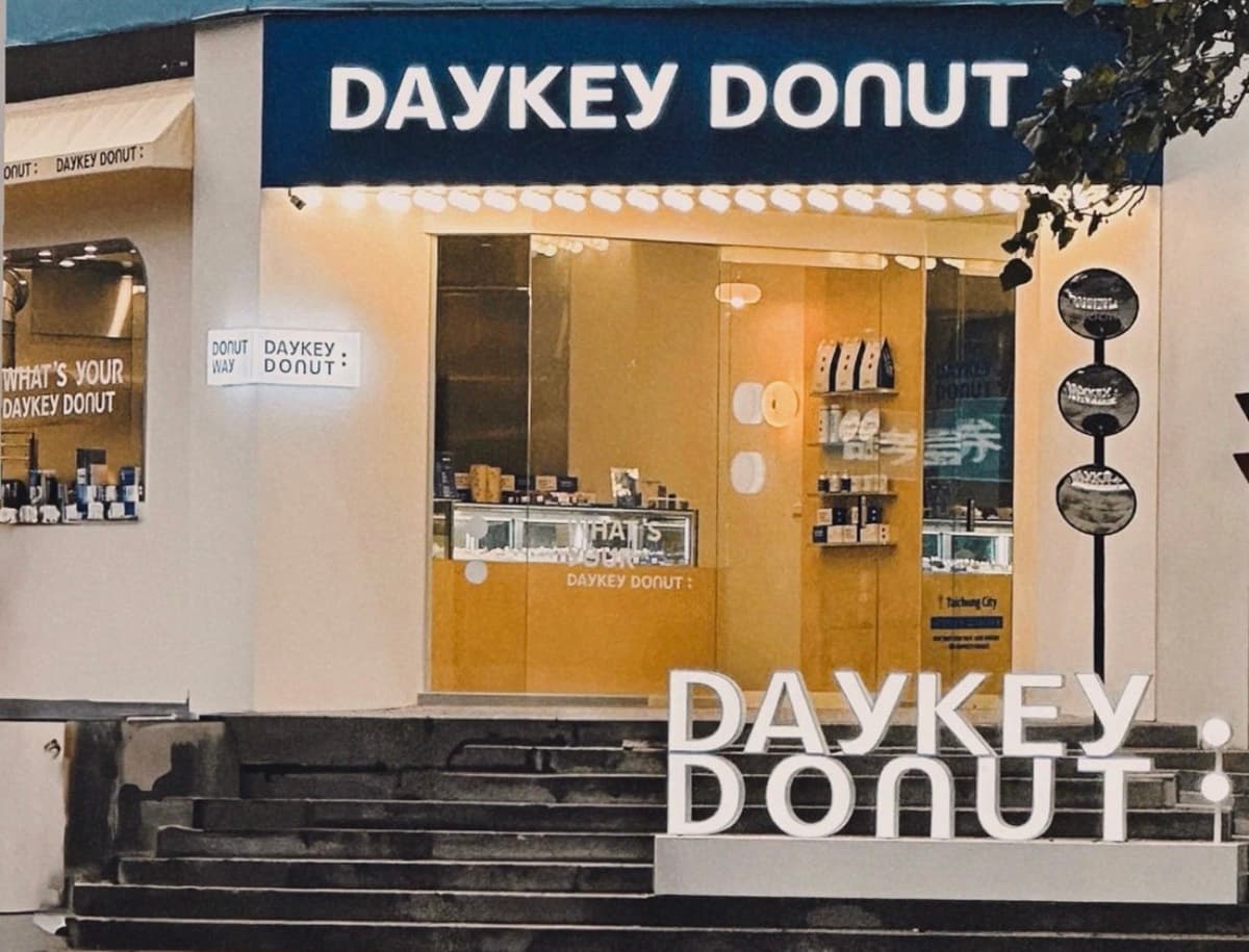 全台「生甜甜圈」７間懶人包！I’m donut?、阿KEN排隊夯店、東京風爆漿甜甜圈