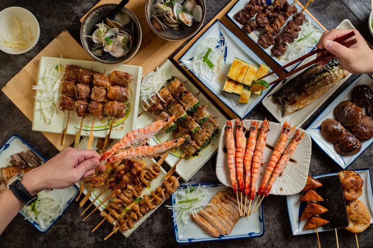 【異國美食祭】現折100元!串燒名店秒飛日本,必吃青蔥豬肉串、浮誇系丼飯 【異國美食祭】現折100元!串燒名店秒飛日本,必吃青蔥豬肉串、浮誇系丼飯