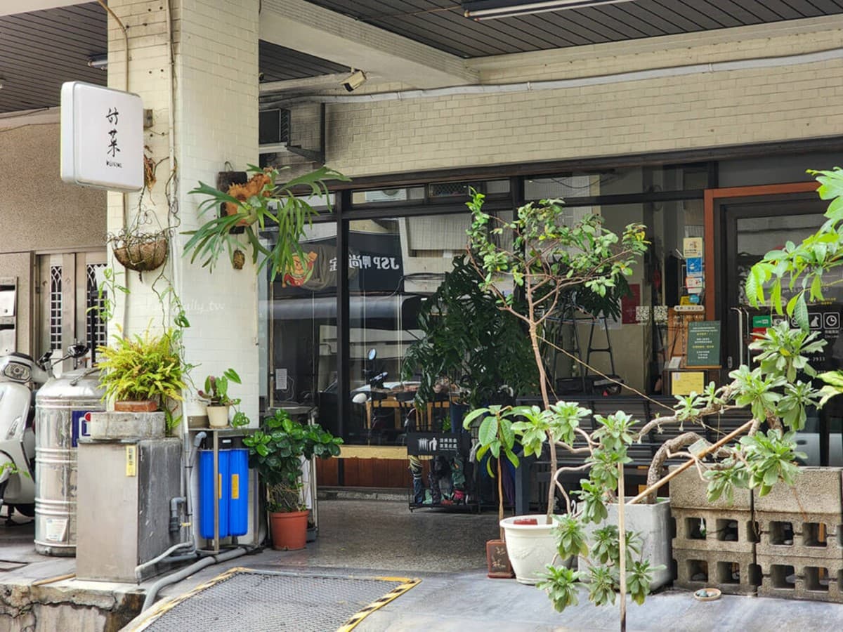 連４年必比登推薦！台中超強「台菜熱炒」推這家，銷魂麻油蝦、麻婆豆腐必點