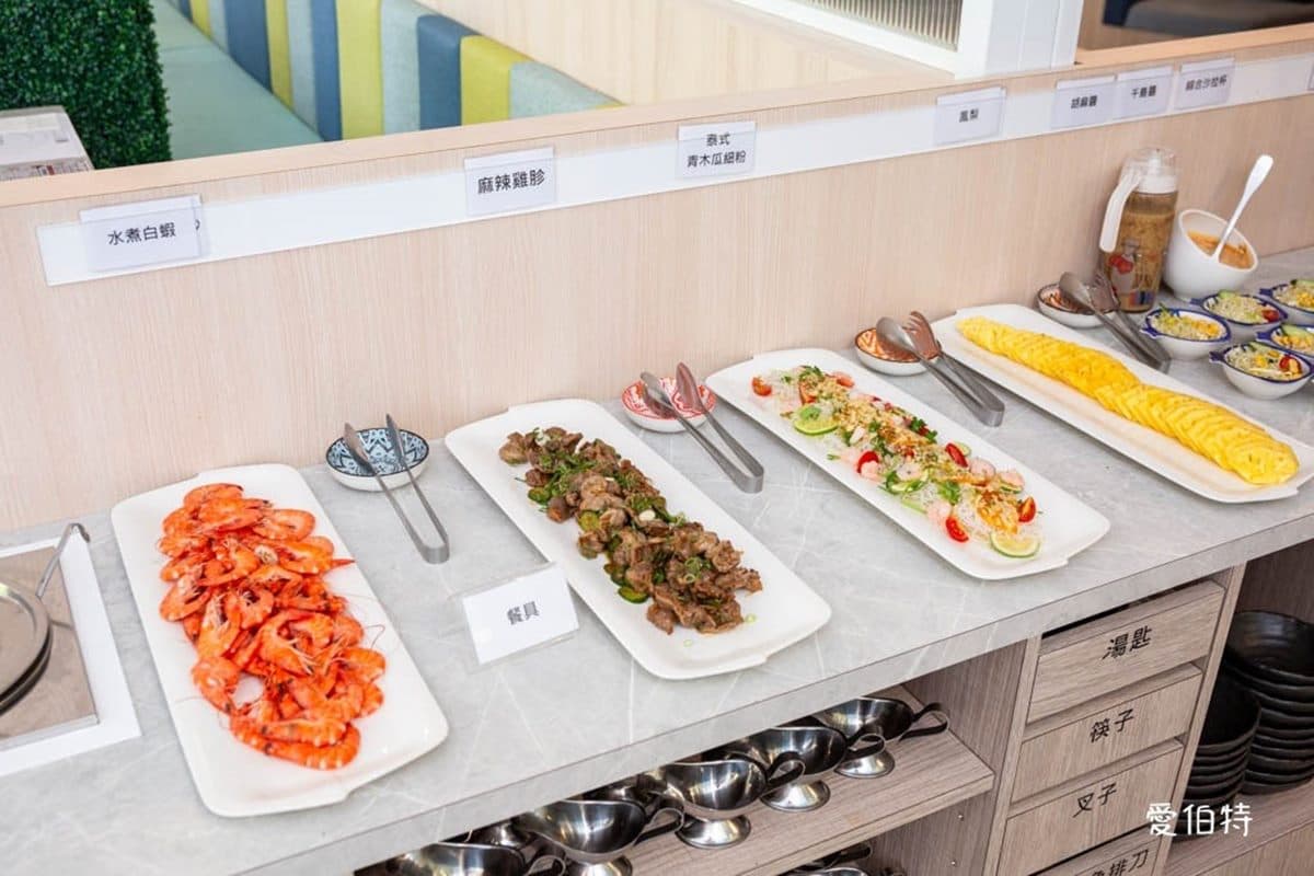295元起自助吧吃到飽！高CP值「質感牛排店」超夯，熱食、海鮮、甜點無限夾