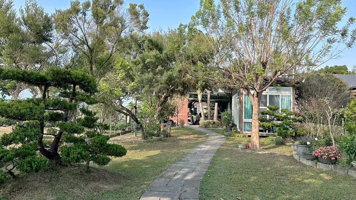 這裡有600坪的戶外庭院。（圖片來源：Ann‧榜哥‧生活事務所）