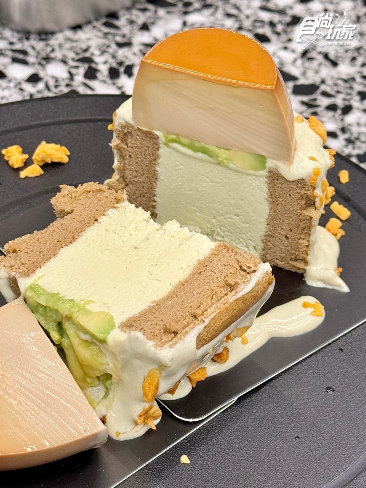 韓國「愛心敲敲提拉米蘇」登台!2大甜點快閃店,大茗x布丁仙人「酪梨新品」 韓國「愛心敲敲提拉米蘇」登台!2大甜點快閃店,大茗x布丁仙人「酪梨新品」