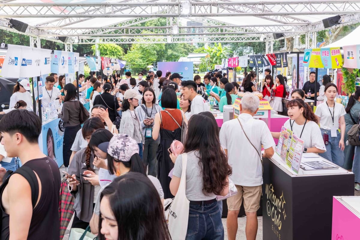 屈臣氏最大「購物市集」快閃３天！27大品牌＋優惠搶看，免費送超Q矮袋鼠