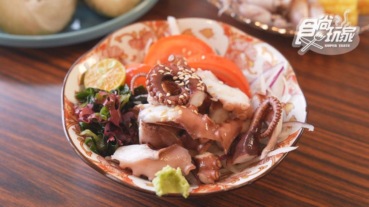 「紅章魚醋」也是受到不少客人喜愛。