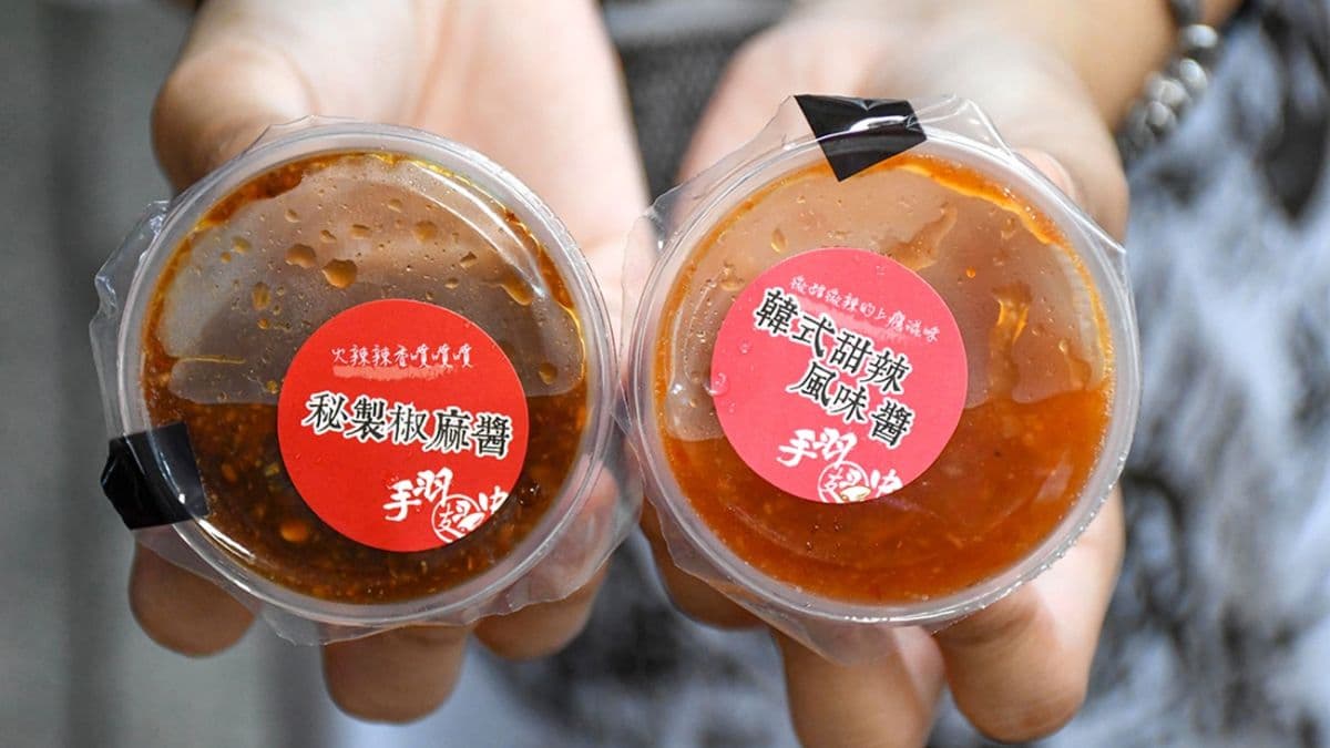 秘制椒麻醬、韓式甜辣風味醬很適合重口味的朋友體驗，別有一翻風味。（圖片來源：呂萱萱愛分享）