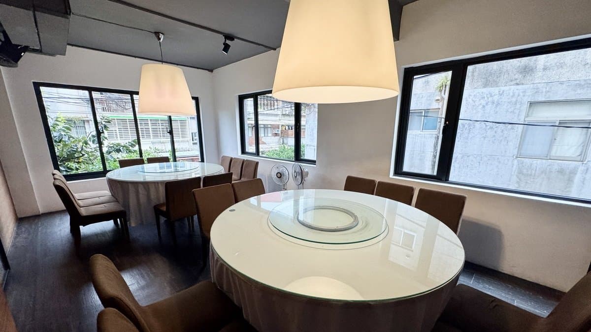 原本是一間小麵店，後來逐漸發展成餐館。（圖片來源：貓大爺部落格）