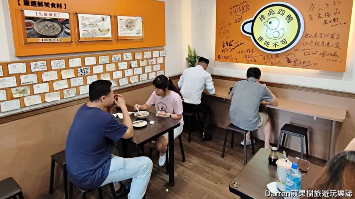小吃店的用餐環境來說算是簡潔樸實。（圖片來源：Darren蘋果樹旅遊玩樂誌）