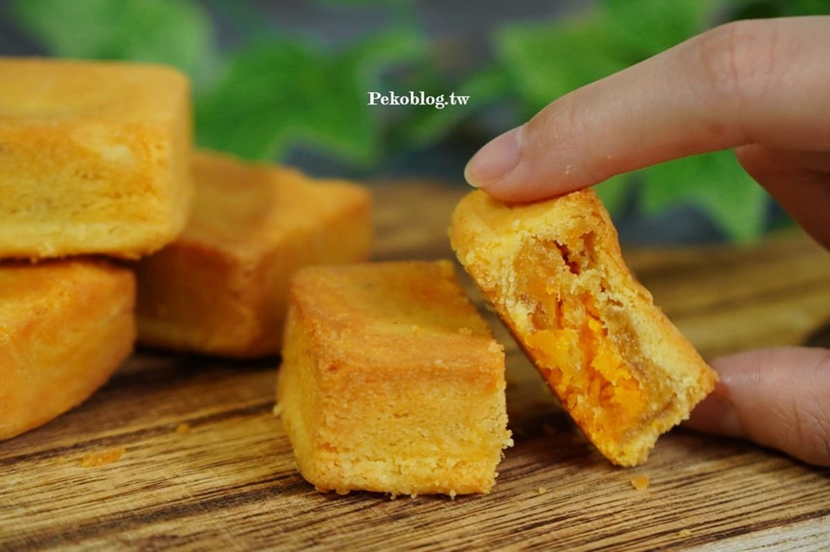 蛋黃酥賣破20萬顆！「手撕蛋糕名店」霸氣送黃油年糕，中秋必搶５口味蛋黃酥