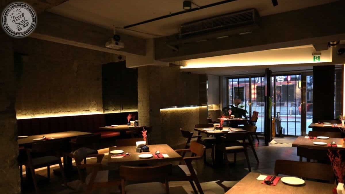 店內裝潢很有氛圍。（圖片來源：艾斯的美食視界）