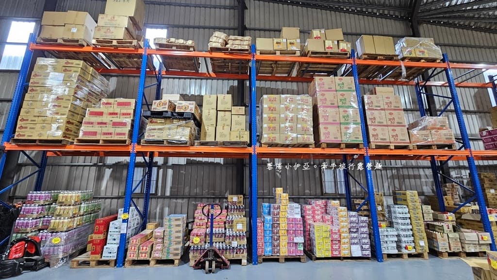 目前桃園最多進口零食的批發工廠。（圖片來源：蓉蓉牽手☜ㄩˇ你環遊世界）