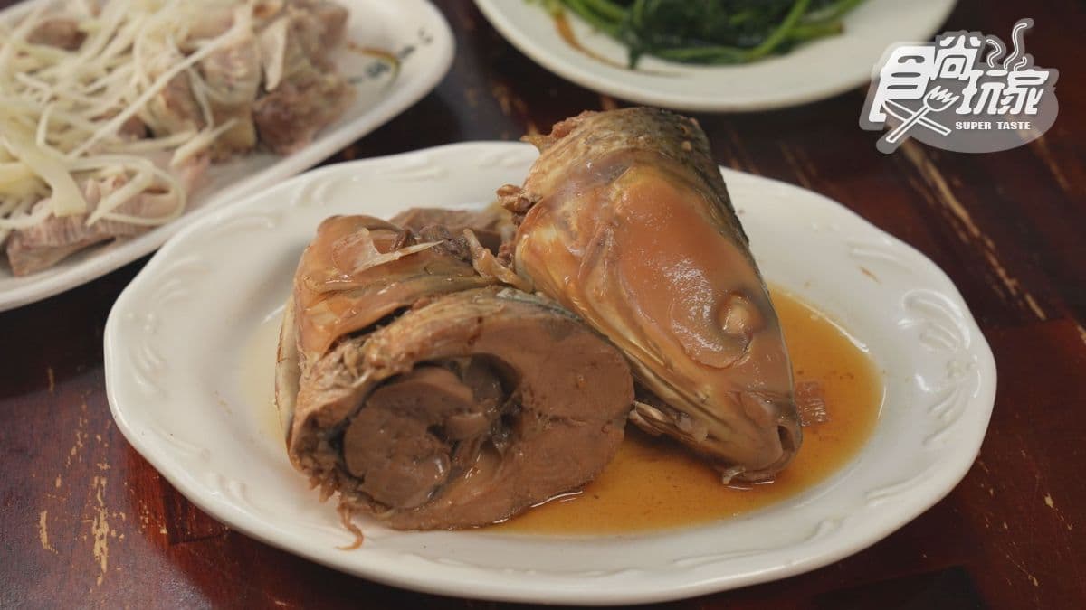 「滷虱目魚頭」口感綿Q，吃起來很唰嘴。