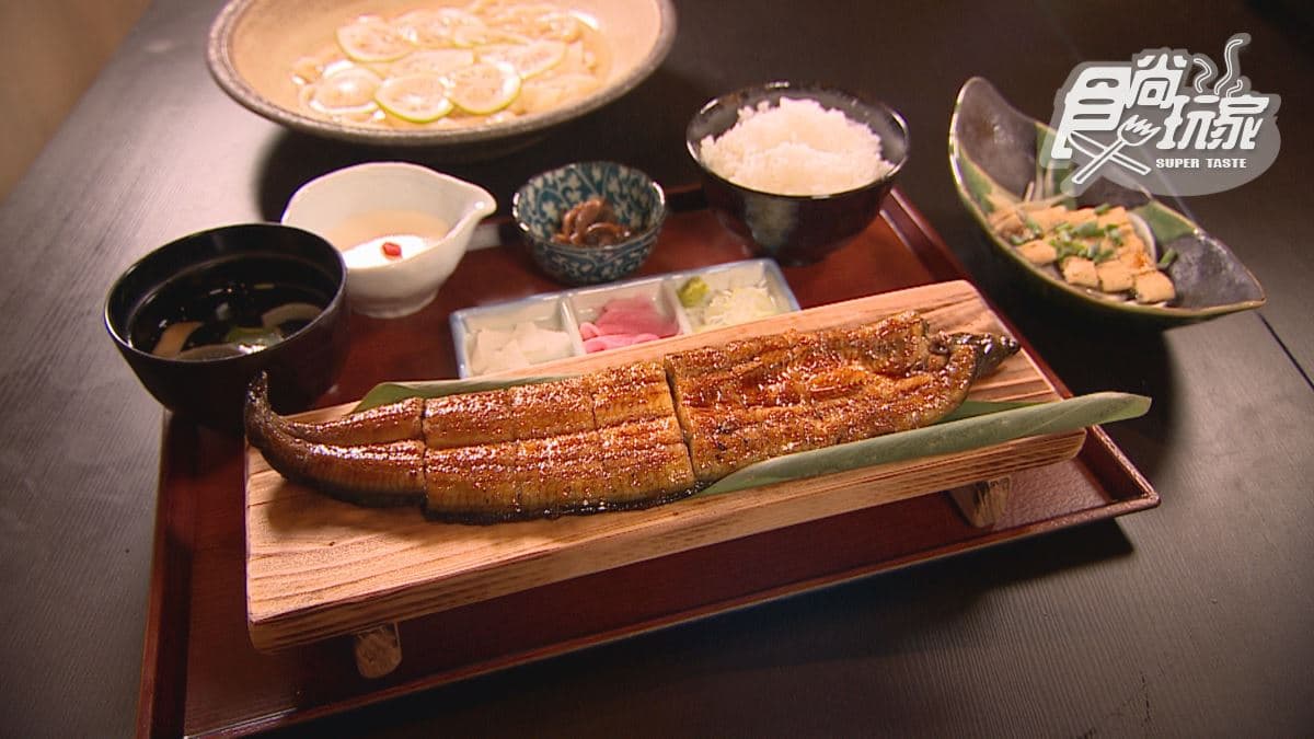 「四萬十川鰻魚套餐」肉質扎實又Q彈，非常下飯。